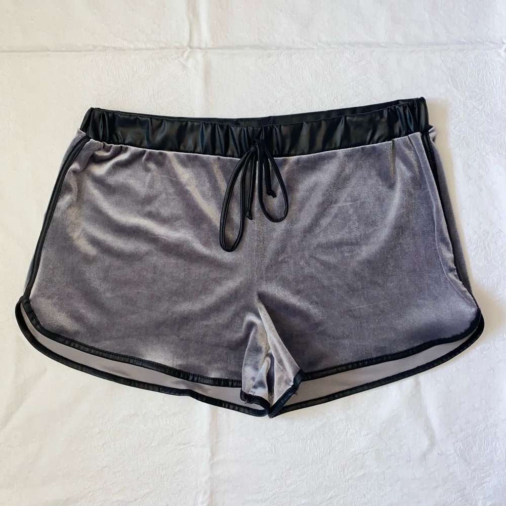 Suede Lounge Silver Shorts